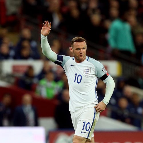 Rooney calls it quits for England