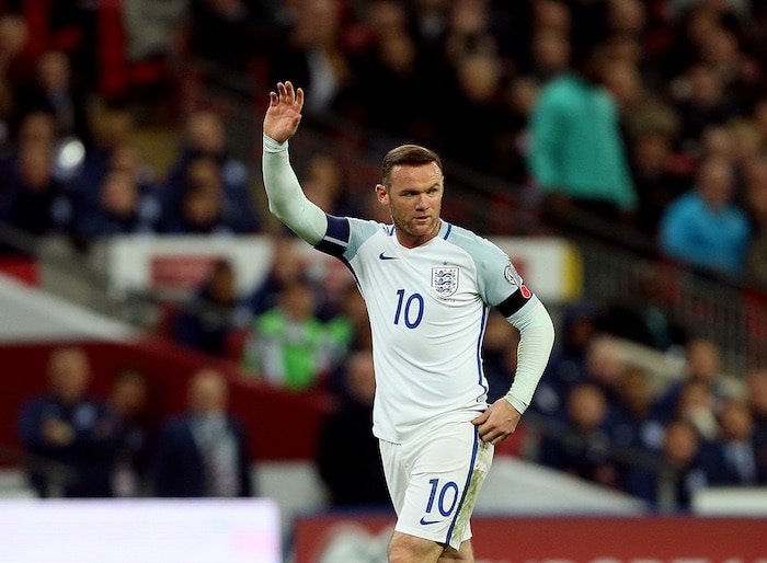 You are currently viewing Rooney calls it quits for England