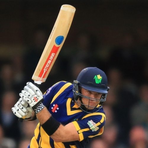 Strikers sign Colin Ingram for Big Bash