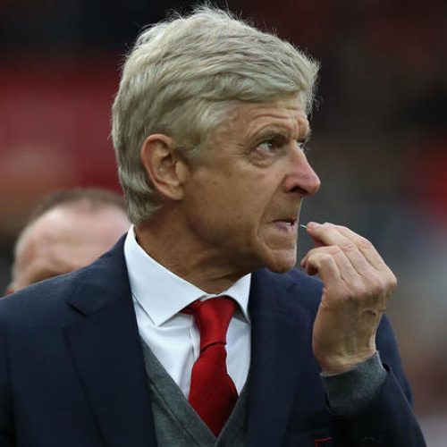 Wenger unwilling to sacrifice any potential trophy