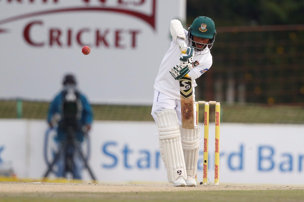 You are currently viewing Mominul leads Bangladesh fightback