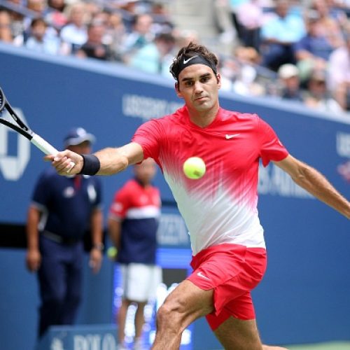 Federer passes another five-set test