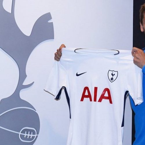 Tottenham pip Chelsea to Llorente signing