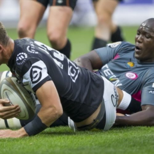 Sharks score late to beat Pumas