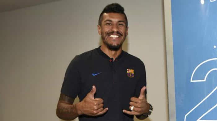 You are currently viewing Pele backs new Barcelona signing Paulinho to succeed