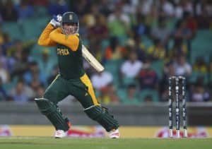 Read more about the article De Kock boosts Proteas to 195