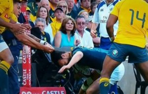 Read more about the article Leyds: Folau pulled me by the hair twice