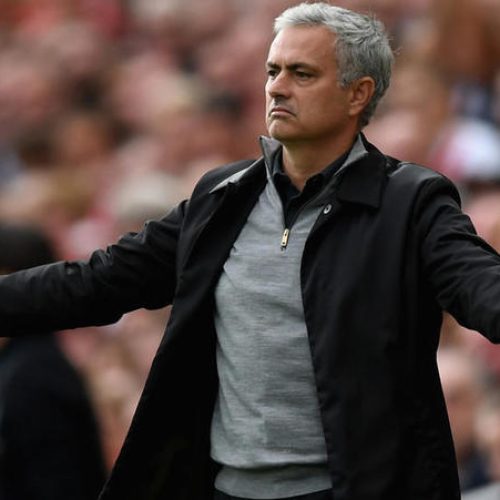 Neville: Mourinho uses similar tactics to Mayweather