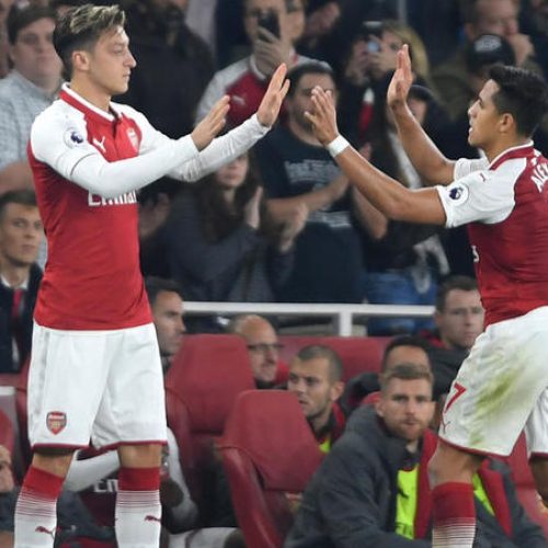 Kroenke: Arsenal would love to keep Sanchez, Ozil