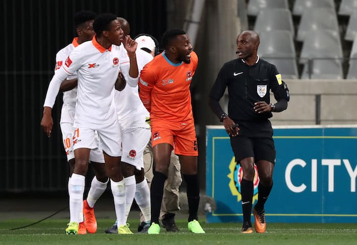 You are currently viewing Safa cracks down on poor officiating