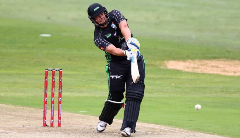 You are currently viewing Frylinck debuts as Proteas bat