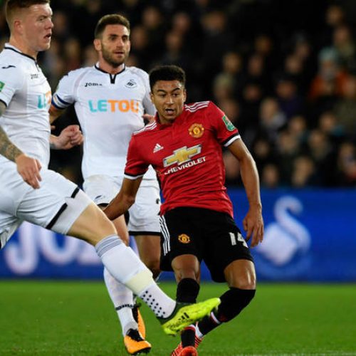 Lingard steers United to EFL Cup quarter-final