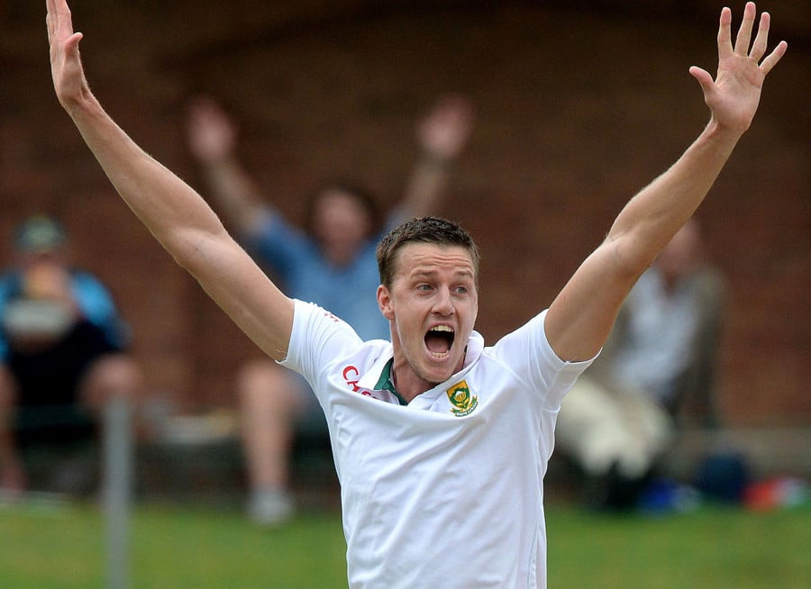You are currently viewing Morkel strikes after SA declare