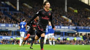 Read more about the article Wenger backs Ozil to shine against City