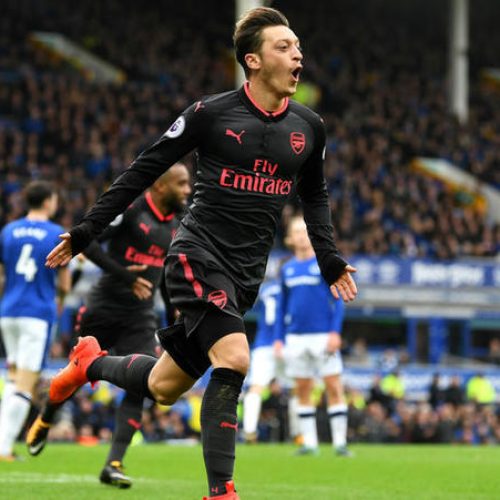 Wenger backs Ozil to shine against City