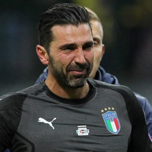 Buffon hints at Italy return