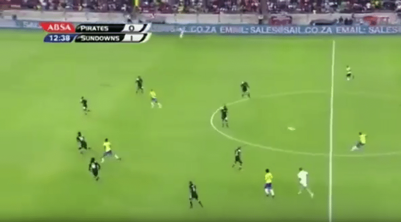 You are currently viewing Watch: Kekana’s sublime halfway line goal