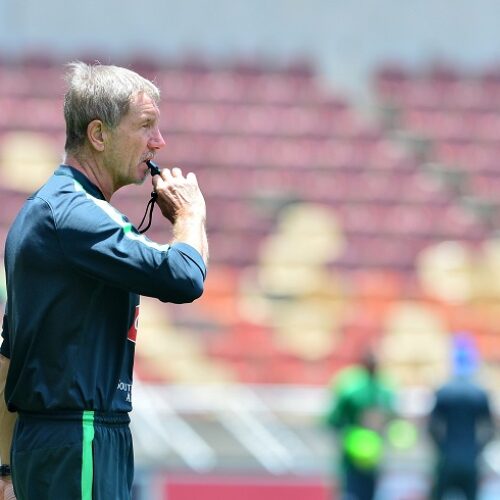 Baxter urges fans to rally behind Bafana