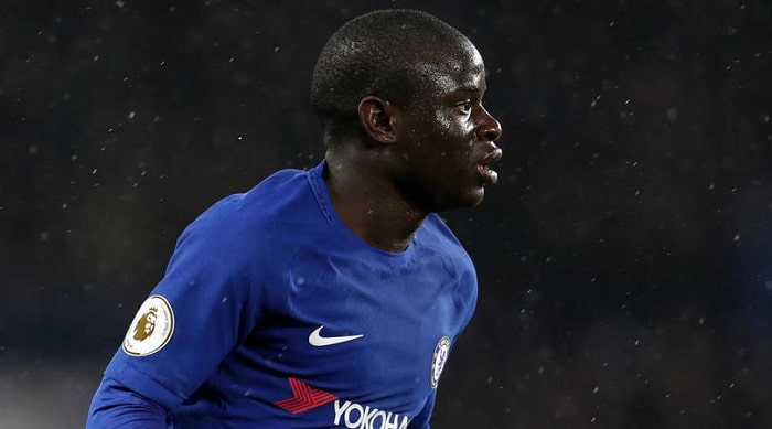 You are currently viewing Kante returns to contact training at Chelsea