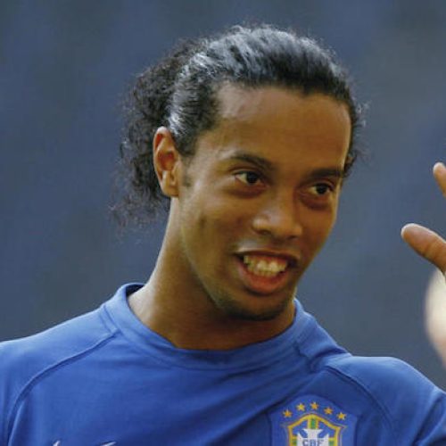 Ronaldinho to retire in 2018