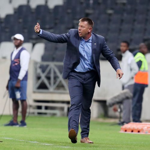 Tinkler replaces Malesela as head coach of Chippa