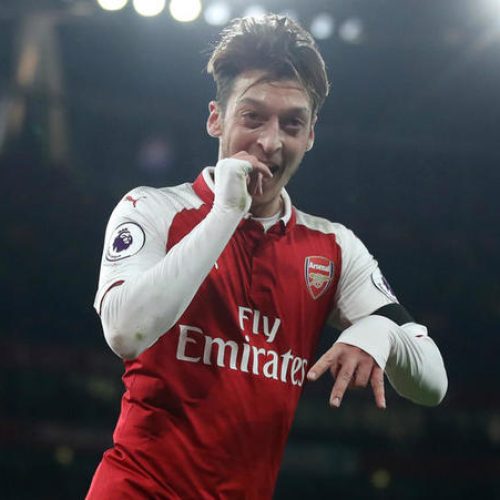 Mourinho coy on Ozil move