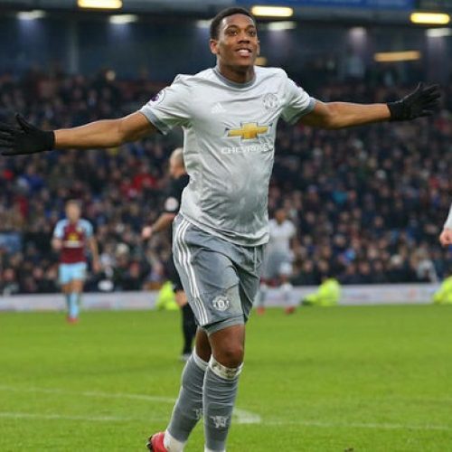 Man Utd edge Burnley