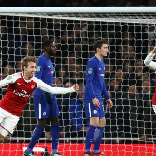 Monreal, Xhaka guide Arsenal to final