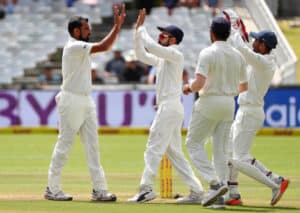 Read more about the article Shami restricts Proteas to 173-5