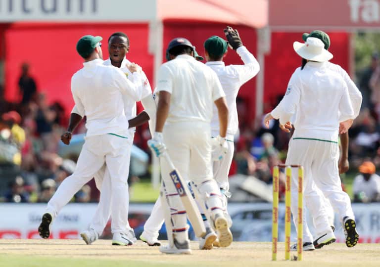 You are currently viewing Proteas claim day two honours