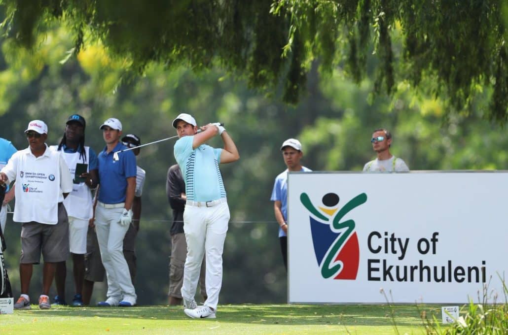 You are currently viewing Foreign duo lead at SA Open