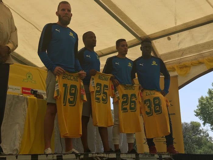 You are currently viewing Sundowns unveil new signings