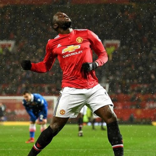 Man Utd thump Stoke