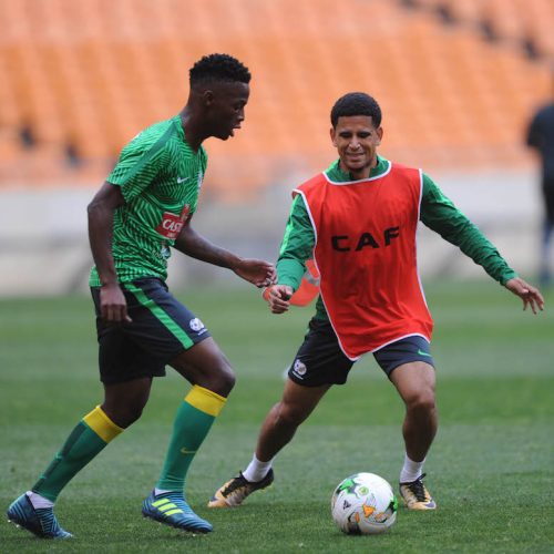 Mahlambi’s agent denies Pirates link