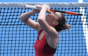 Read more about the article Halep to face Wozniacki in Aussie Open final