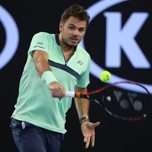 Wawrinka beaten as heat takes its toll