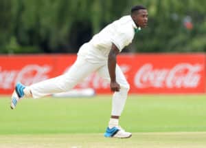 Read more about the article Phehlukwayo in as Proteas bowl