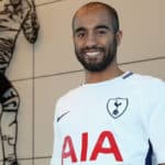 Moura switches PSG for Spurs