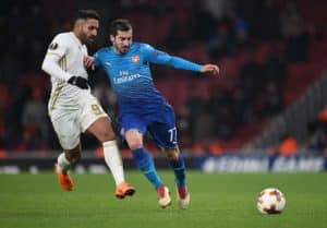 Read more about the article Arsenal into UEL last 16 after scare