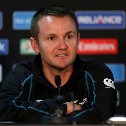 Hesson disagrees with Bayliss on T20Is