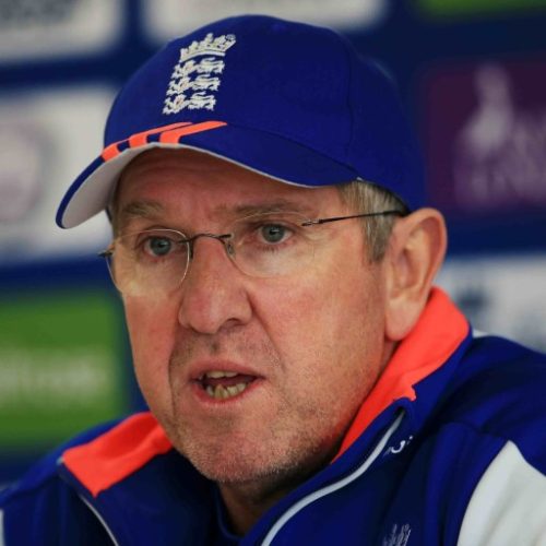 Bayliss: Scrap T20 internationals