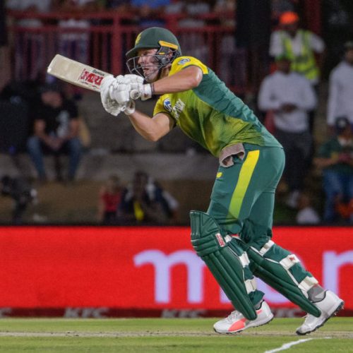 AB returns as Proteas bowl