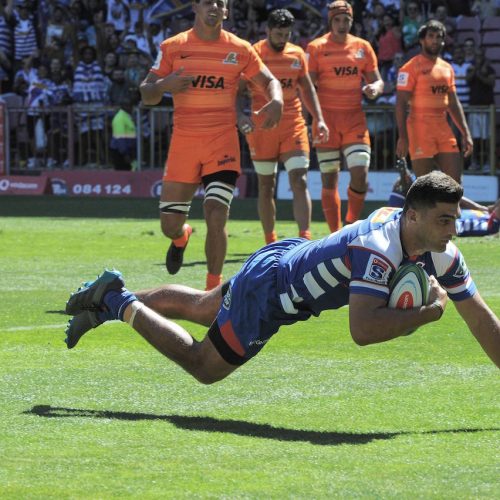 Stormers survive late scare