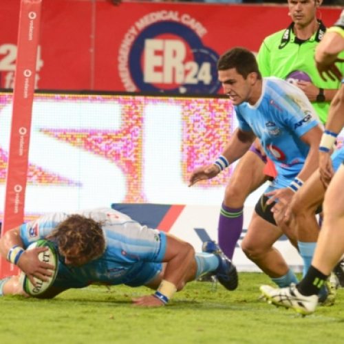 Bulls make statement at Loftus