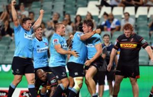 Read more about the article Waratahs score late to beat Stormers