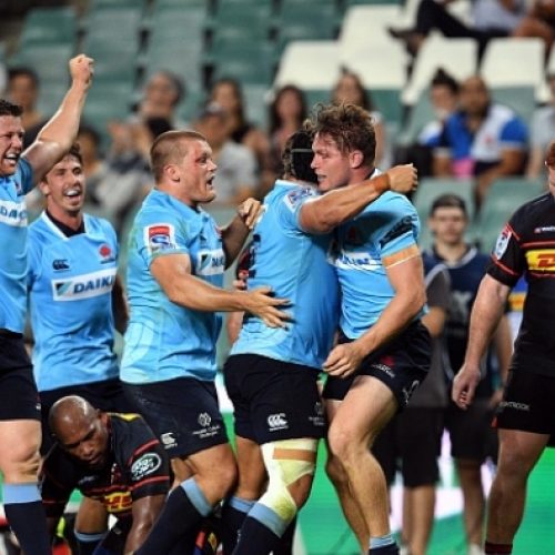 Waratahs score late to beat Stormers