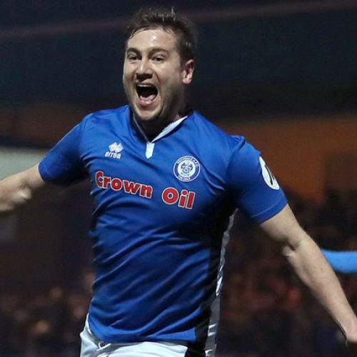 Rochdale strike late to earn Wembley replay