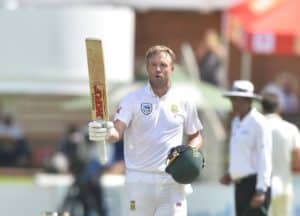 Read more about the article De Villiers gives Proteas solid lead