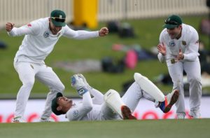 Read more about the article Proteas in charge after day one