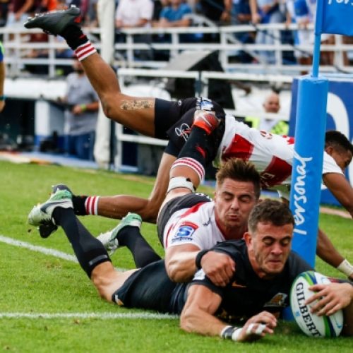 Jaguares outlast Lions in try-fest